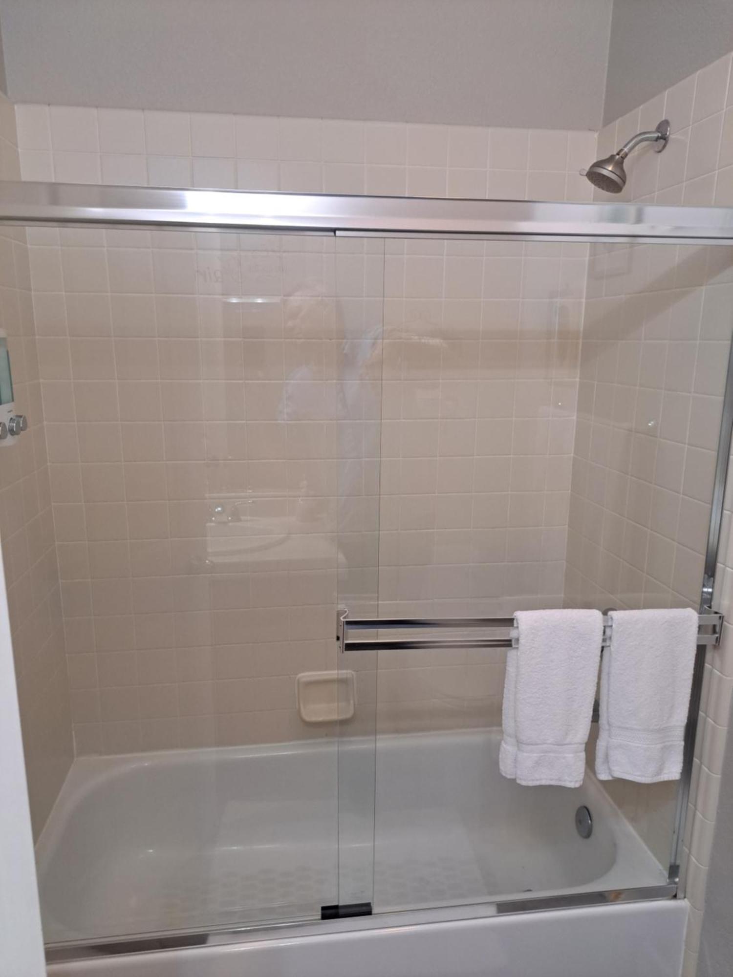 Roseville Properties المظهر الخارجي الصورة